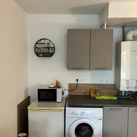 Le 20 Joliot-studio Moderne Apartamento Mions
