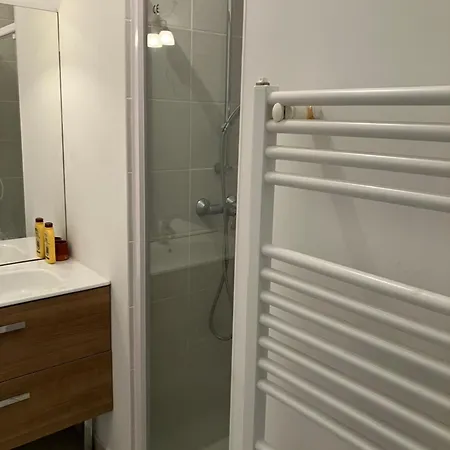 Le 20 Joliot-studio Moderne